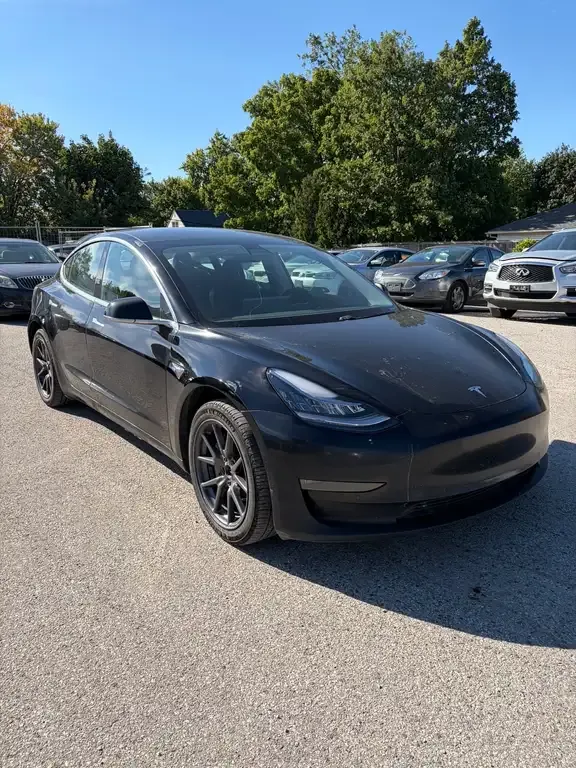 Tesla Model 3 2019 photo 3