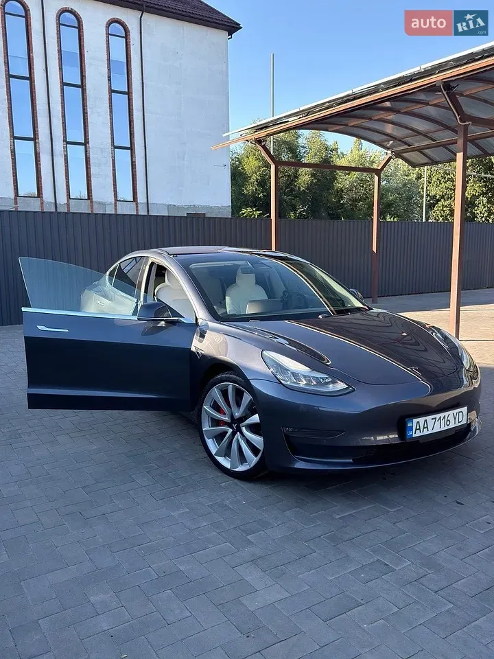 Tesla Model 3 2018 photo 5