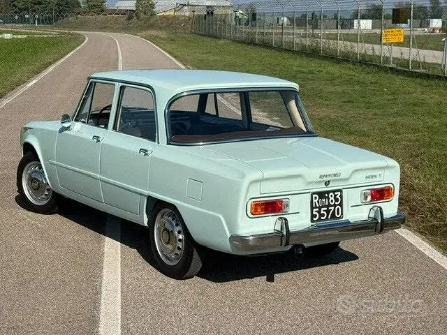 Alfa Romeo Giulia 1960 photo 2