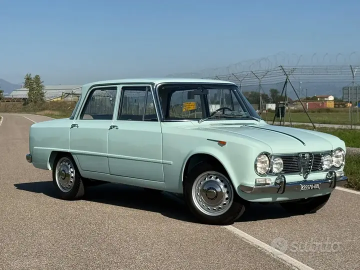 Alfa Romeo Giulia 1960 photo 5