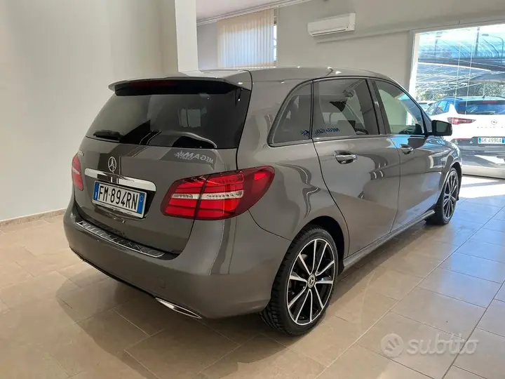 Mercedes-Benz B 2017 photo 5