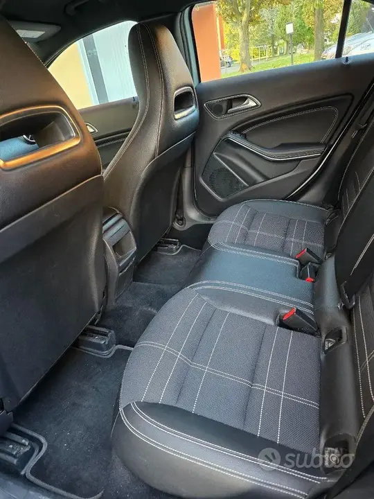 Mercedes-Benz A-Class 2016 photo 3