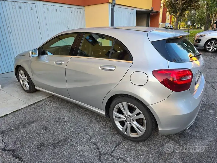 Mercedes-Benz A-Class 2016 photo 4
