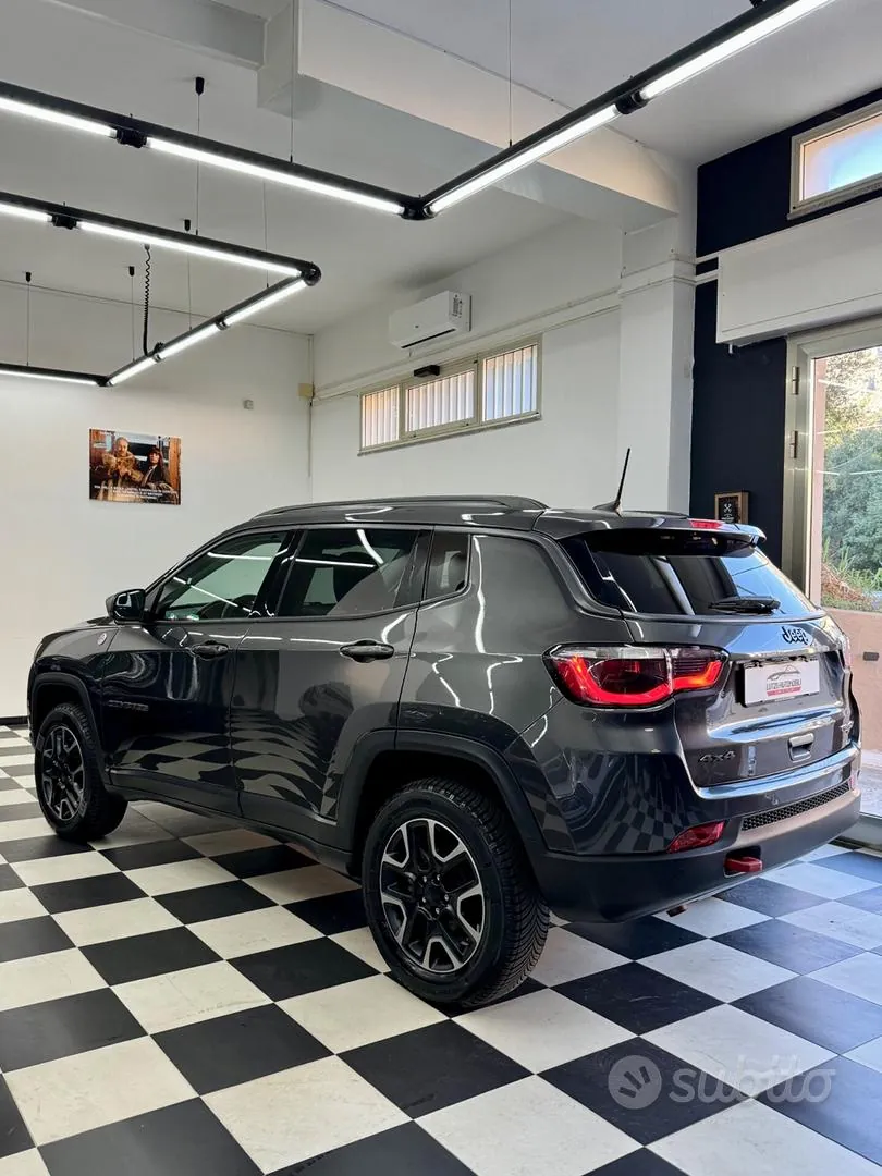 Jeep Compass 2019 photo 2