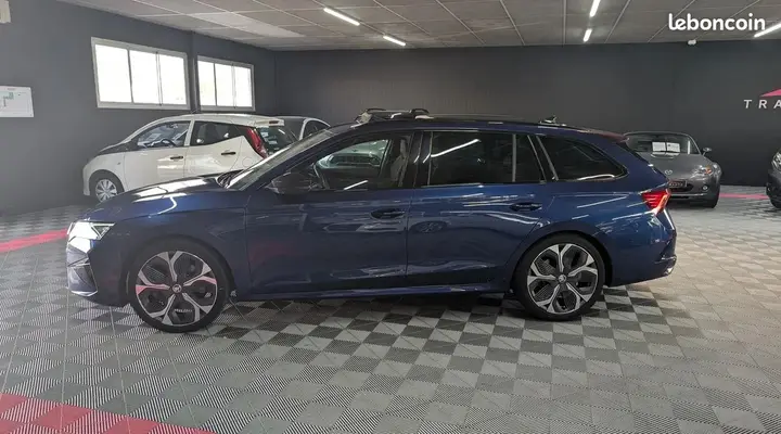 Skoda Octavia 2025 photo 2