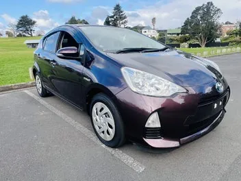 Toyota Aqua 2014 photo 3