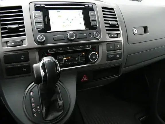 Volkswagen Transporter 2012 photo 3