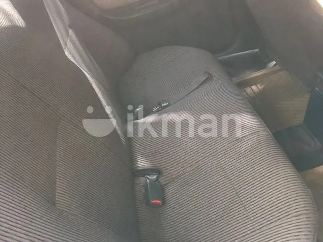 Nissan Pulsar 1996 photo 5