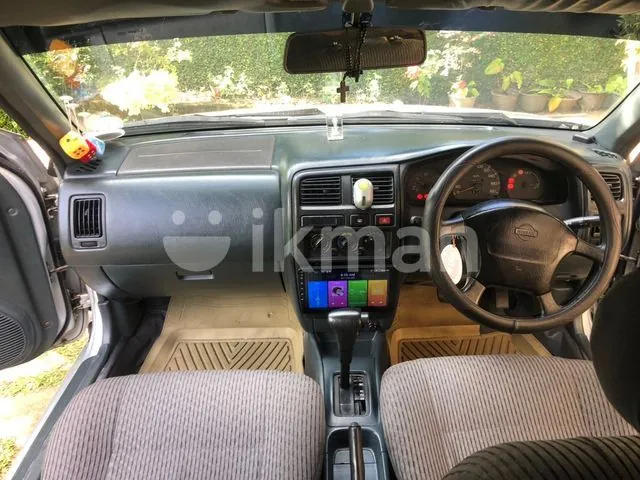 Nissan Pulsar 1996 photo 3
