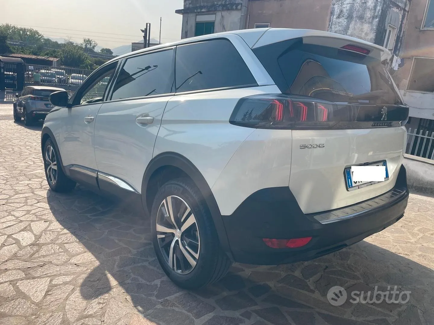 Peugeot 5008
