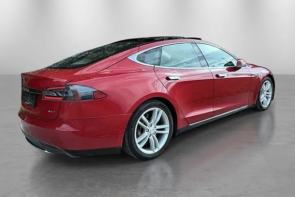 Tesla Model S 2015 photo 3