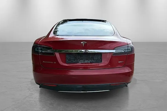 Tesla Model S 2015 photo 4