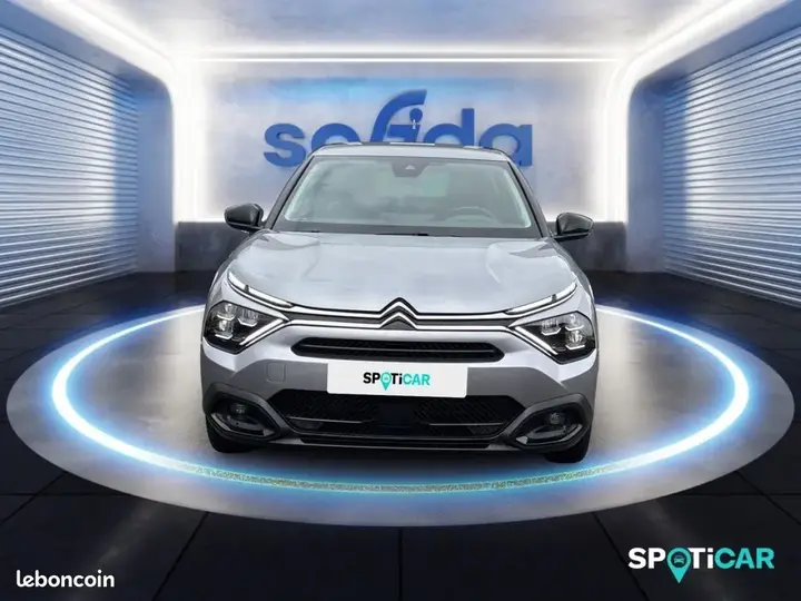 Citroen C4 2022 photo 2
