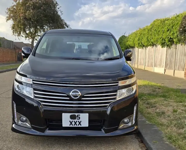 Nissan Elgrand 2022 photo 3