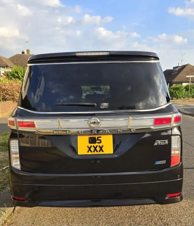 Nissan Elgrand 2022 photo 5