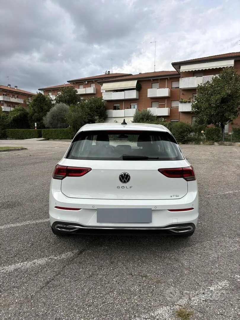 Volkswagen Golf 2021 photo 3