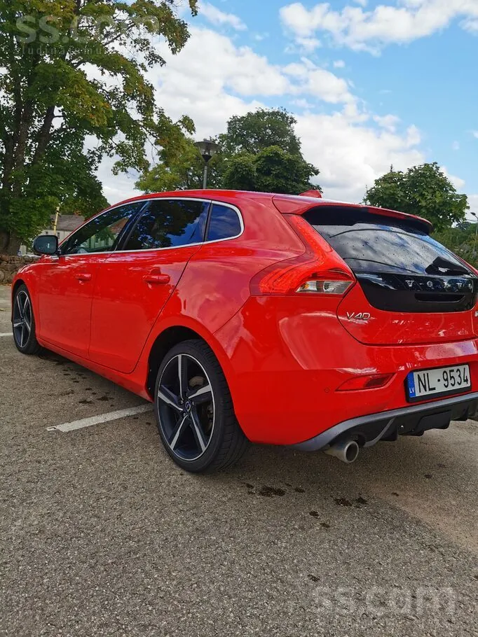 Volvo V40 2014 photo 3