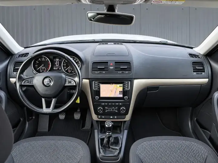 Skoda Yeti 2016 photo 3