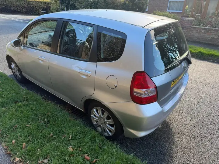 Honda Jazz 2006 photo 4