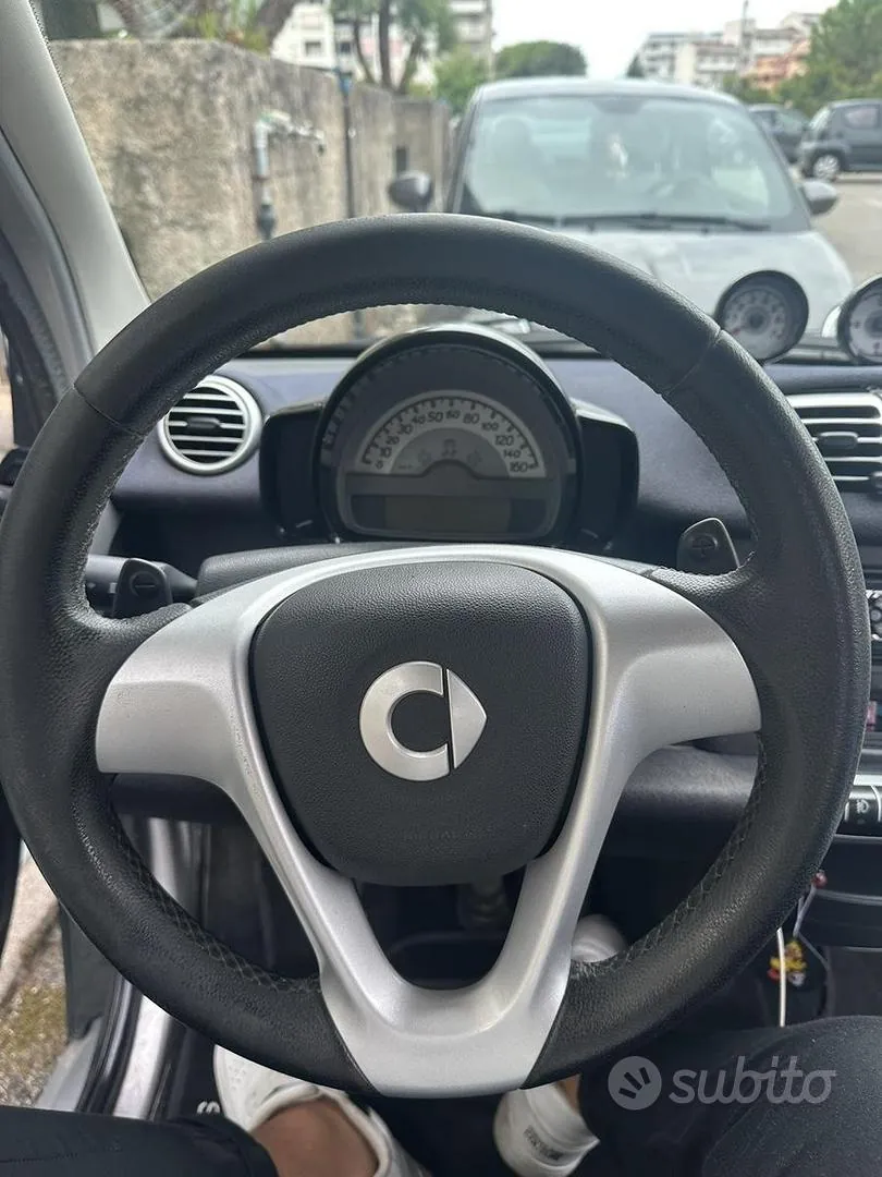 Smart Fortwo 2011 photo 5
