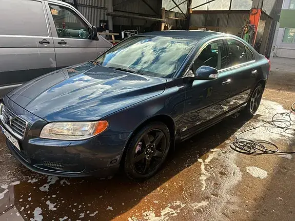 Volvo S80