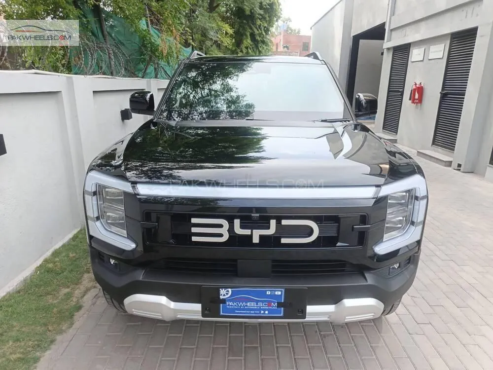 BYD Shark 6