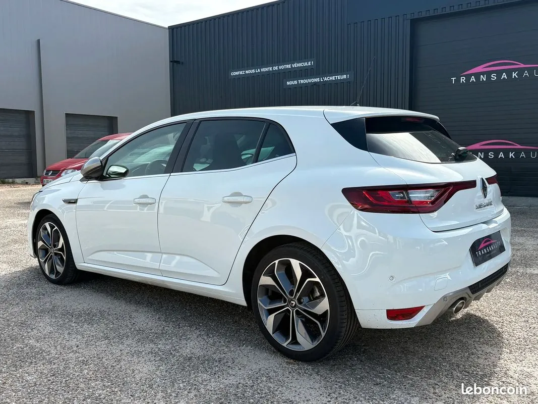 Renault Megane 2019 photo 3