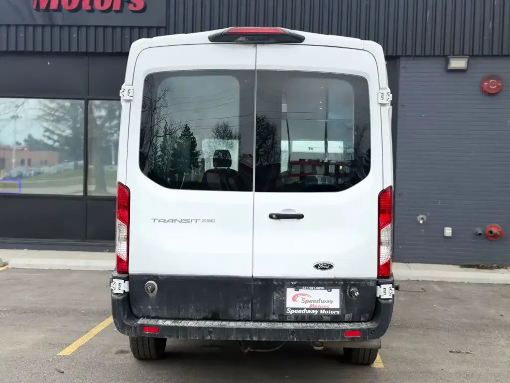 Ford Transit Cargo Van 2020 photo 4