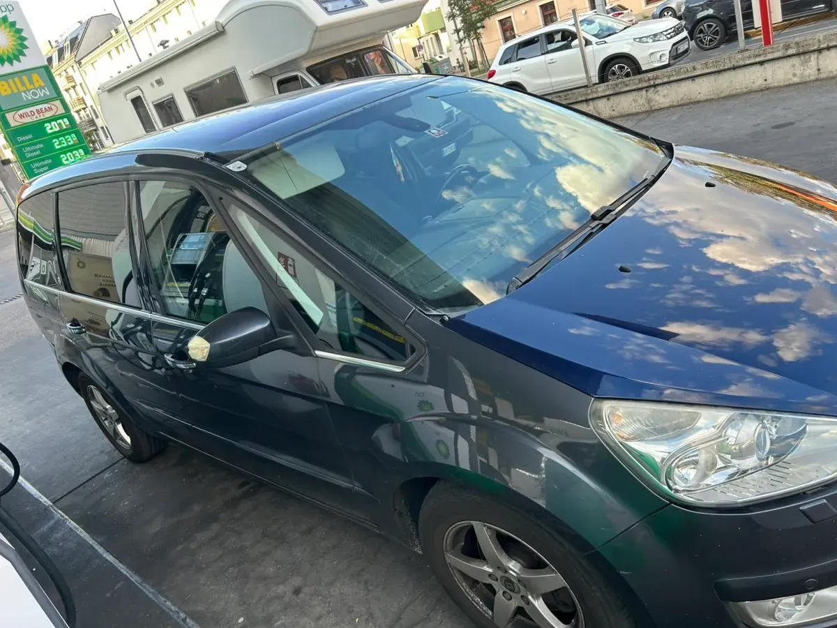 Ford Galaxy 2007 photo 3