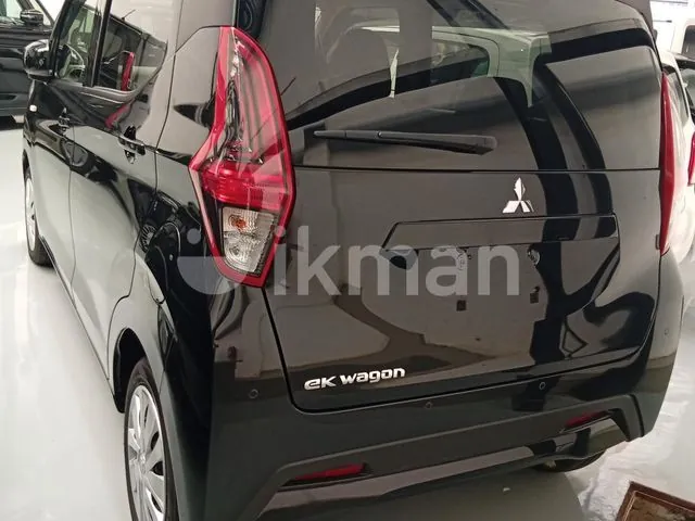Mitsubishi Ek Wagon 2023 photo 3