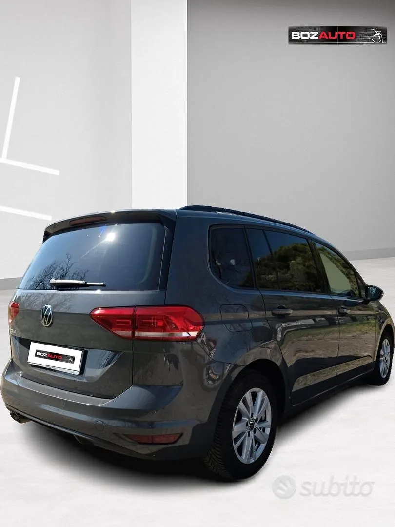 Volkswagen Touran 2021 photo 3