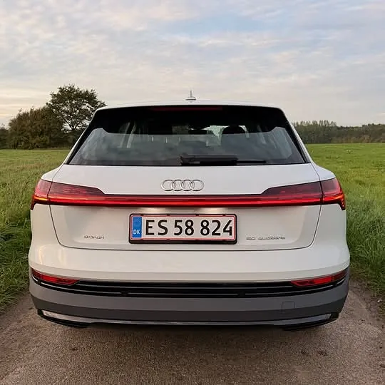 Audi E-Tron 2022 photo 3