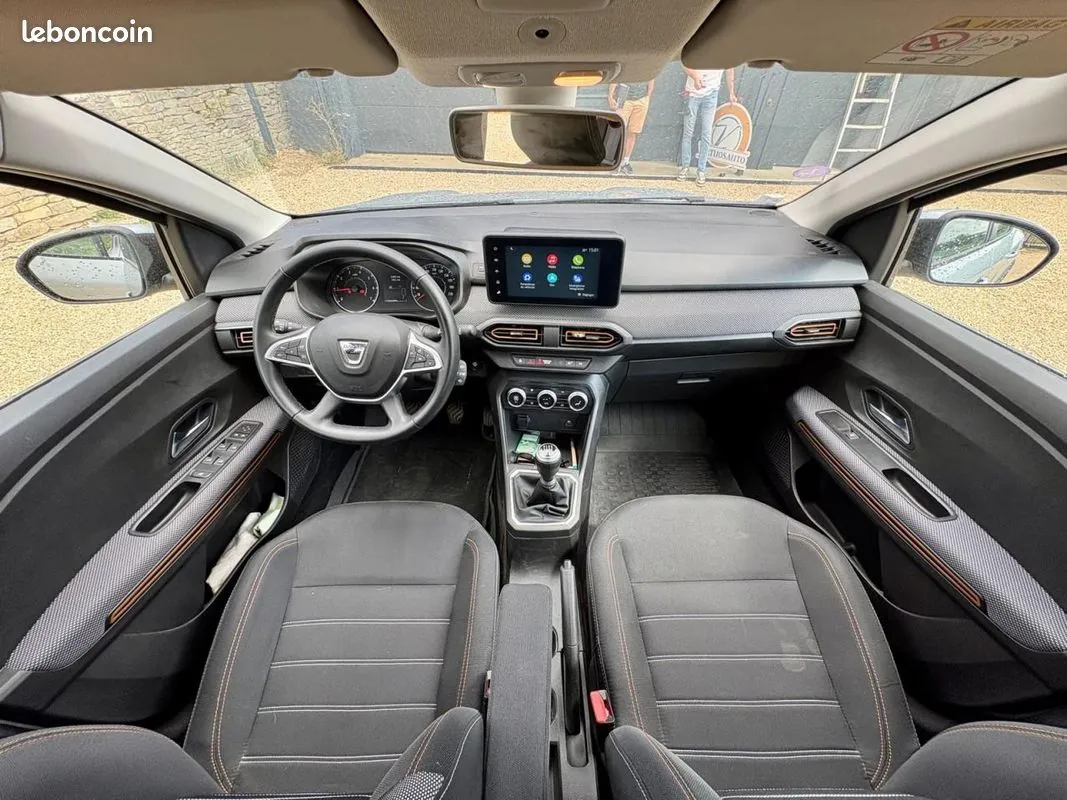 Dacia Sandero 2021 photo 2