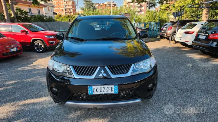Mitsubishi Outlander 2008 photo 2
