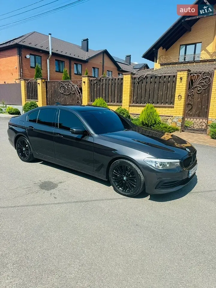 BMW 5 Series 2018 photo 5