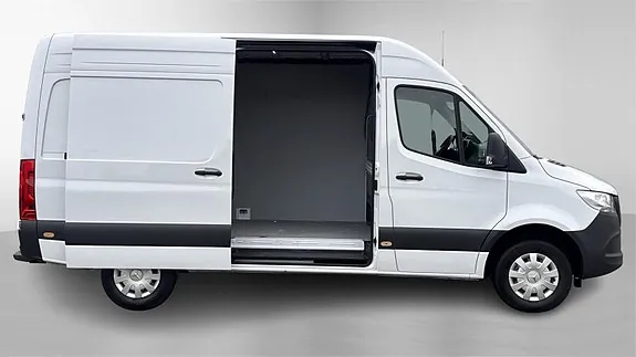 Mercedes-Benz Sprinter 317 2026 photo 3