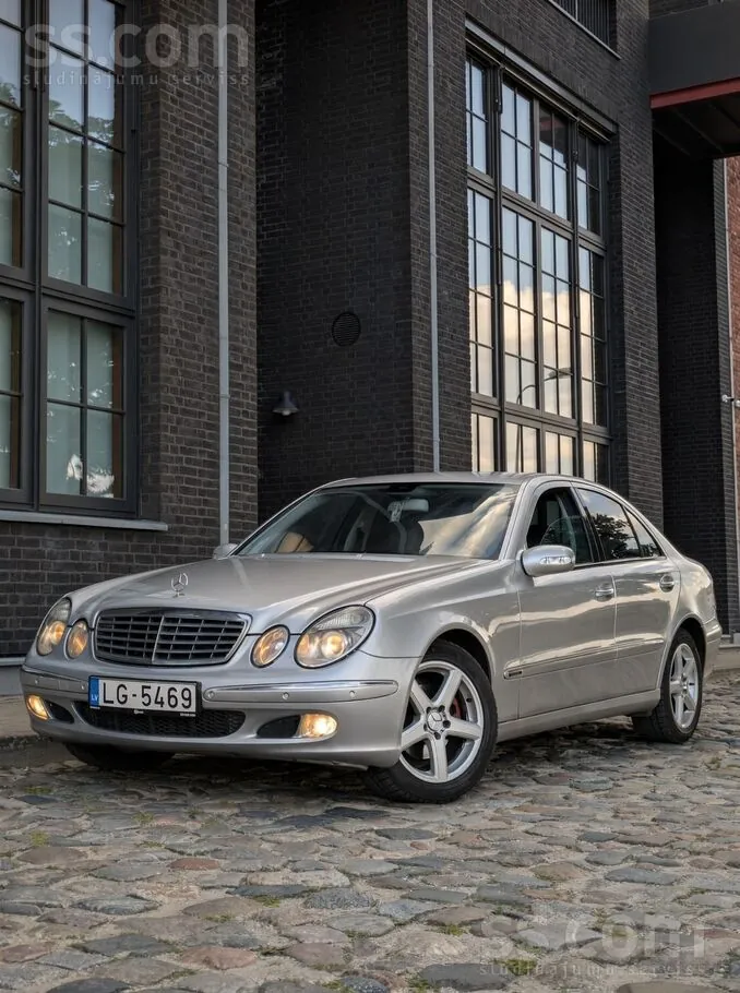 Mercedes-Benz E 280