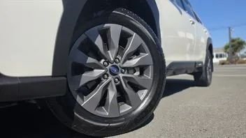 Subaru Outback 2024 photo 4