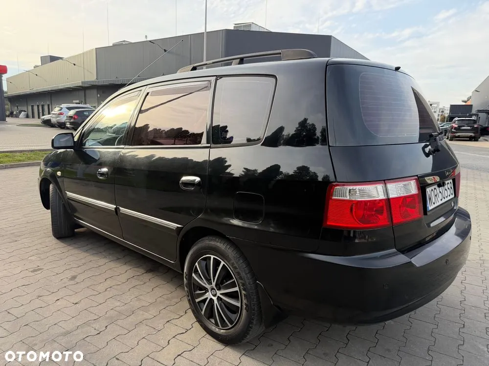 Kia Carens 2003 photo 2