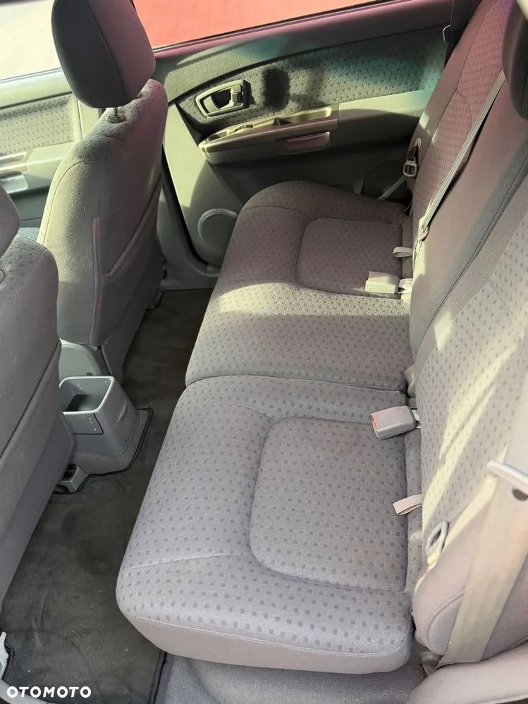 Kia Carens 2003 photo 5