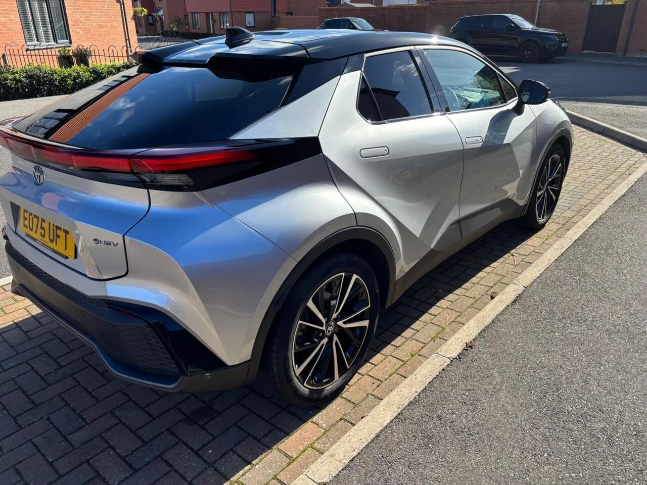 Toyota C-Hr 2025 photo 4