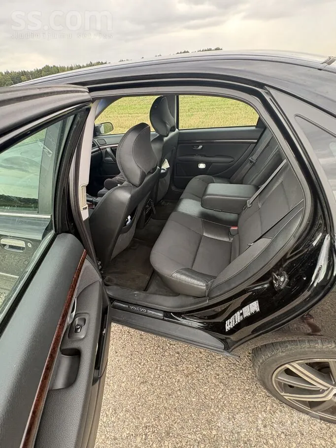 Volvo S80 2004 photo 2