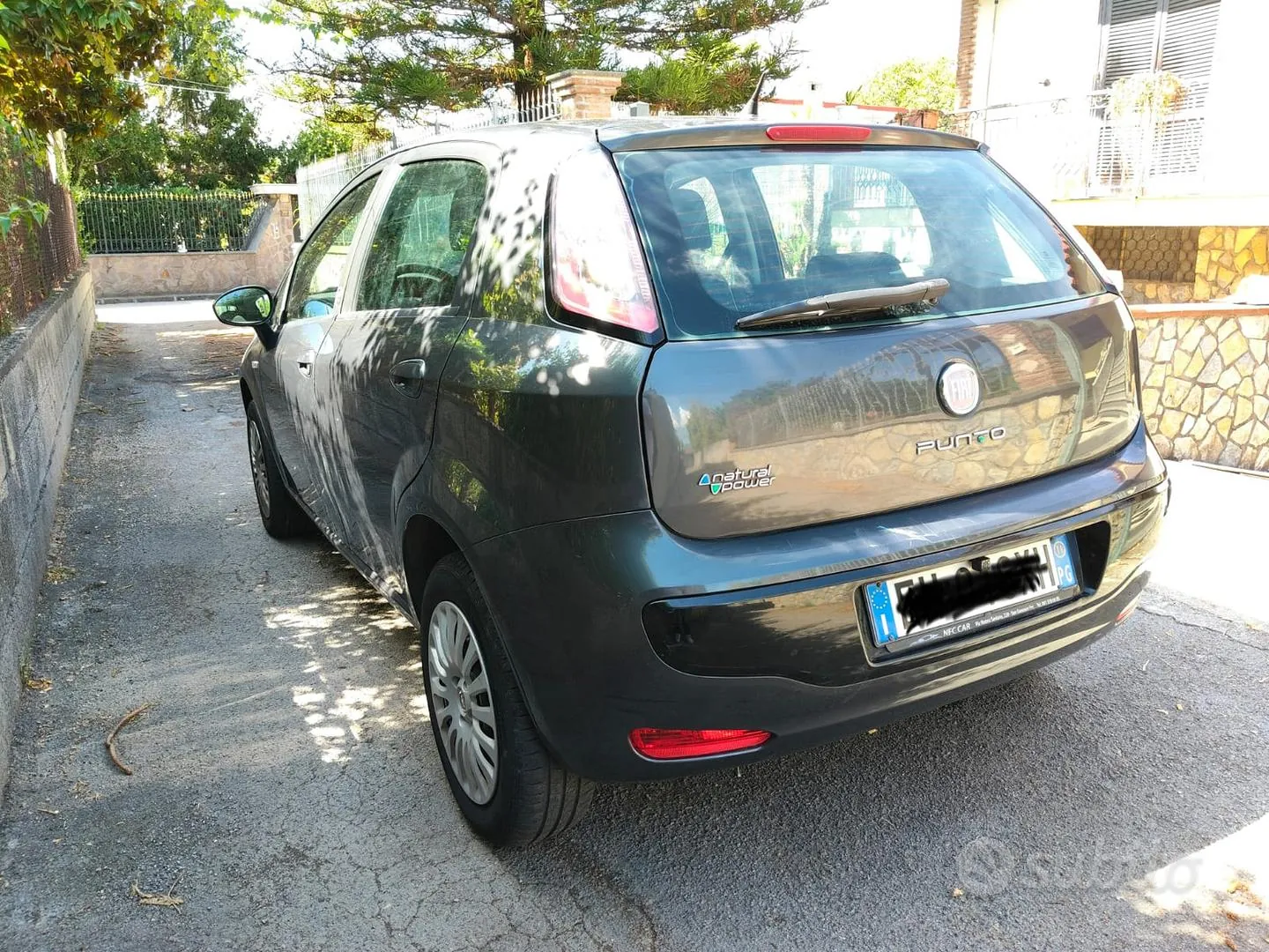 Fiat Punto Evo 2011 photo 2