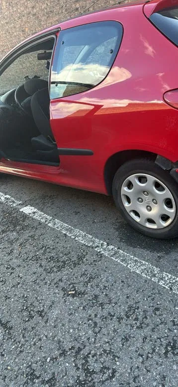 Peugeot 206