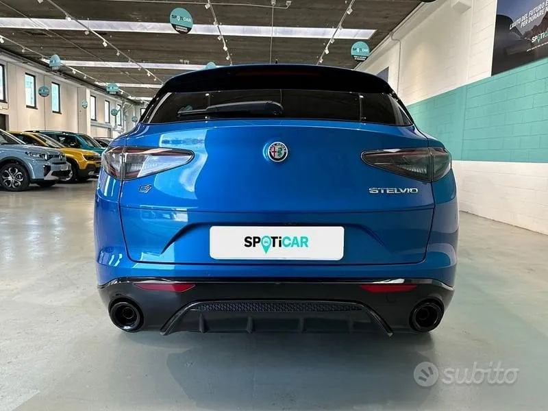 Alfa Romeo Stelvio 2025 photo 4