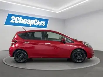 Nissan Note 2018 photo 5