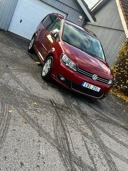 Volkswagen Touran 2014 photo 4