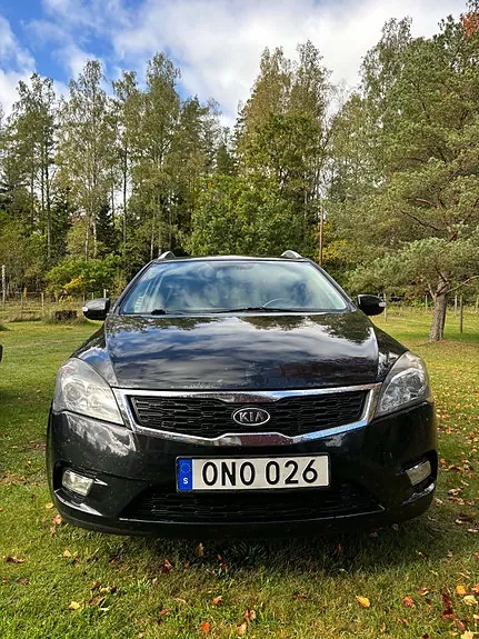 Kia Ceed 2010 photo 3