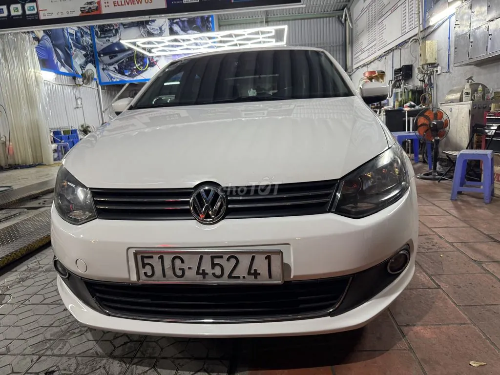 Volkswagen Polo 2015 photo 3