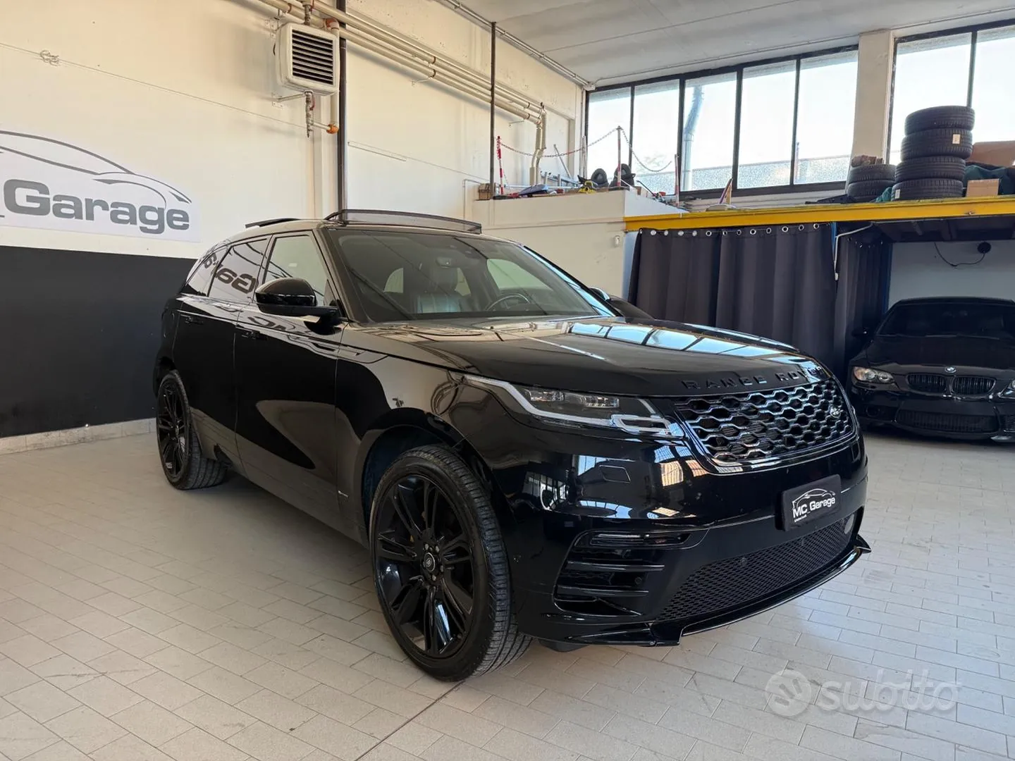 Land Rover Range Rover Velar 2017 photo 3